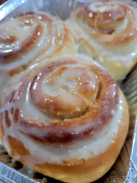 Roscas húngaras artesanais com cobertura branca